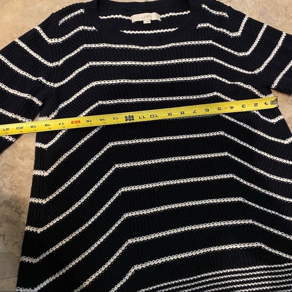Loft Women’s Sweater Navy blue & White Striped Size L Relaxed Sweater - Picture 14 of 16